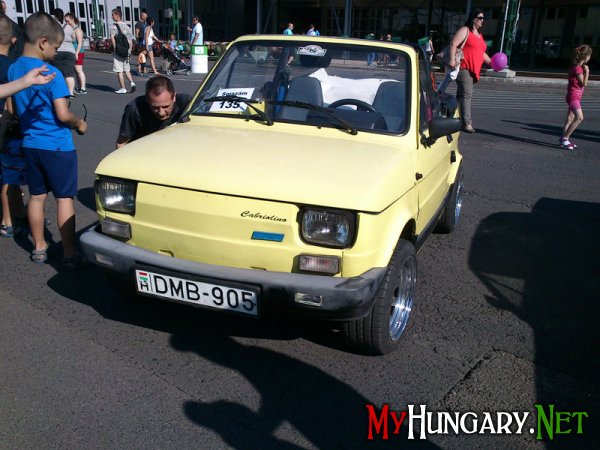 Выставка ретро-автомобилей и транспорта в Мишкольце (фоторепортаж)