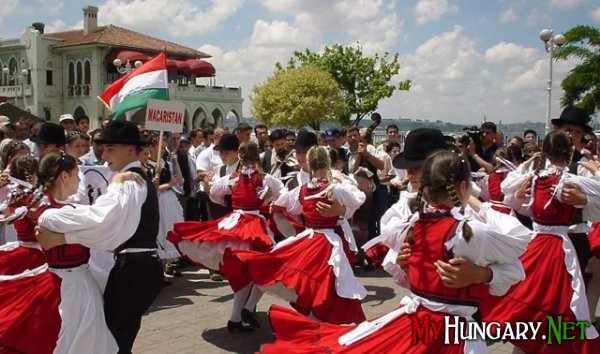 Венгерский чардаш – национальный танец со своим характером
