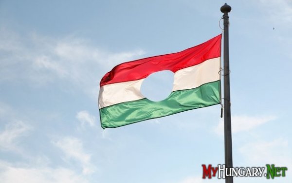 Сегодня в Венгрии отмечают День памяти венгерского восстания 1956 года