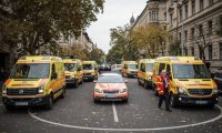 В Венгрии поднимут зарплату сотрудникам скорой помощи